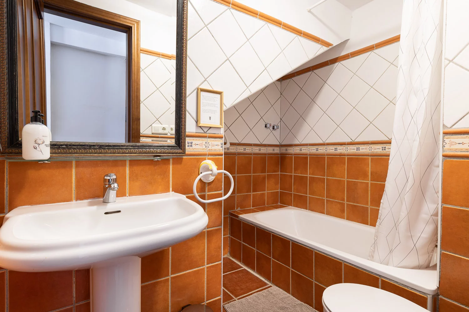 La granja de antonio kleinschalig vakantiepark appartementen andalusie spanje vakantie woning verhuur alhaurin el grande malaga bed en breakfast benb Caratracca 02.jpg