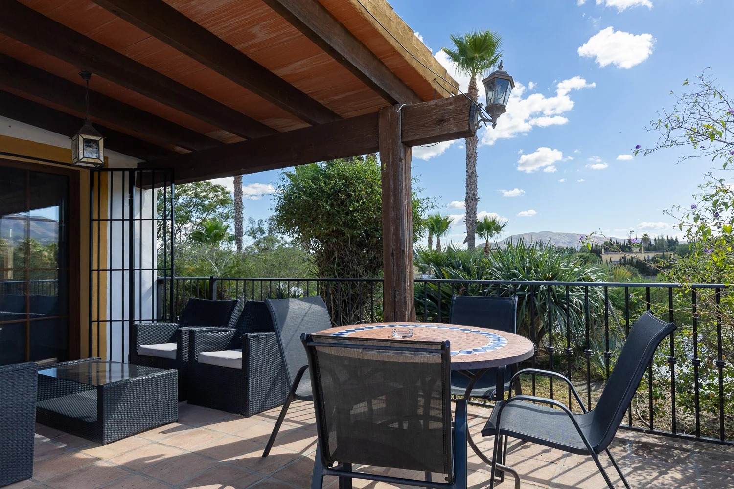 La granja de antonio kleinschalig vakantiepark appartementen andalusie spanje vakantie woning verhuur alhaurin el grande malaga bed en breakfast benb Tolox 02.jpg